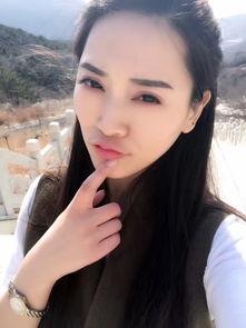 宝儿生活照图片,镜头下的真实与美好  第1张