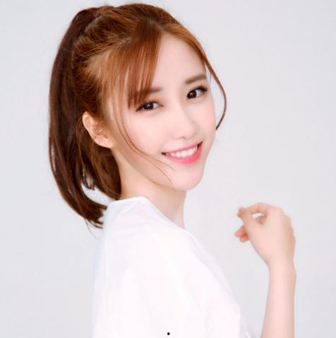 李姝个人资料,才华横溢的年轻才女，多才多艺的人生探索者